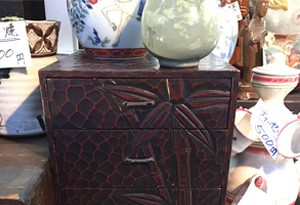 各種工芸、美術品(日本画・洋画・彫刻など)